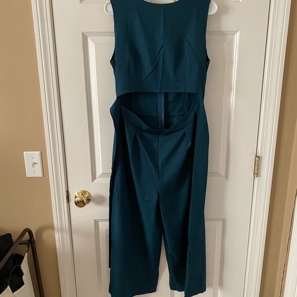 Emerald sleeveless Capri jumpsuit